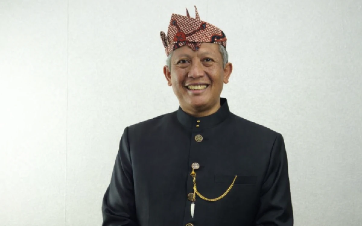 Thumbnail Berita - Dari Pebisnis ke Politisi, Kepercayaan Mengantar Asmualik ke DPRD Kota Malang