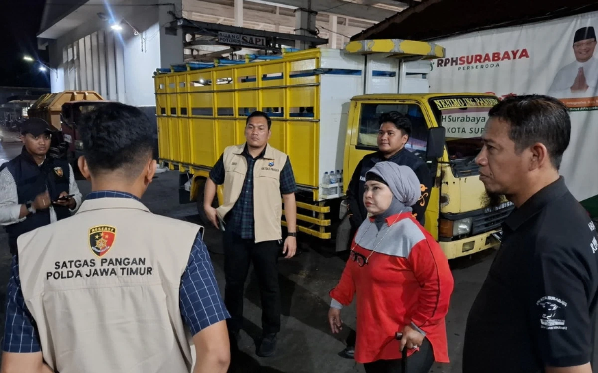 Thumbnail Berita - Satgas Pangan Tinjau RPH Surabaya, Ungkap Penyebab Lonjakan Harga Daging Sapi