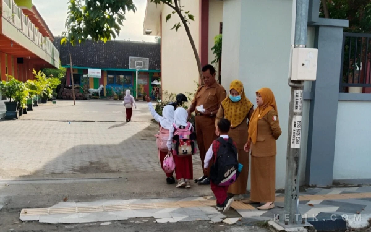 Thumbnail Berita - Disdik Bojonegoro Lakukan Penyesuaian, Siswa SD dan SMP Masuk Pukul 06.30 WIB