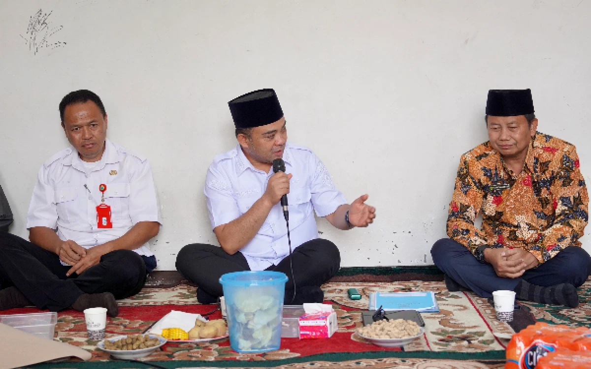 Thumbnail Berita - Perkuat Pendidikan Keagamaan, Mas Heli Dukung Pembangunan Ponpes dan MI Baiturrahman Sumberbrantas