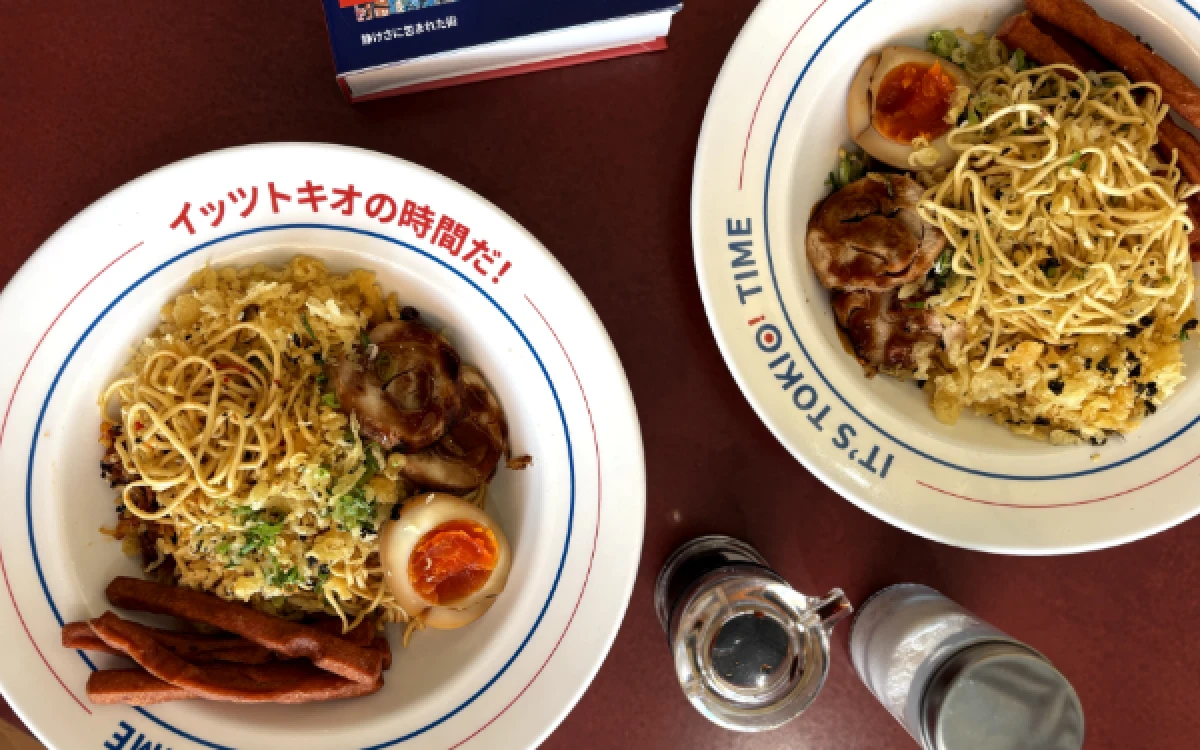 Foto Empat menu baru yang diluncurkan oleh Tokio O! adalah Japanese salad, Japanese sando,  abura soba, dan fried sushi. (Foto: Tokio O! for Ketik.com)