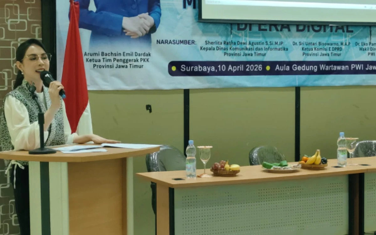 Thumbnail Berita - Waspada Hoaks, Arumi Bachsin Ingatkan Peran Ibu Jadi Garda Terdepan Gadget Anak