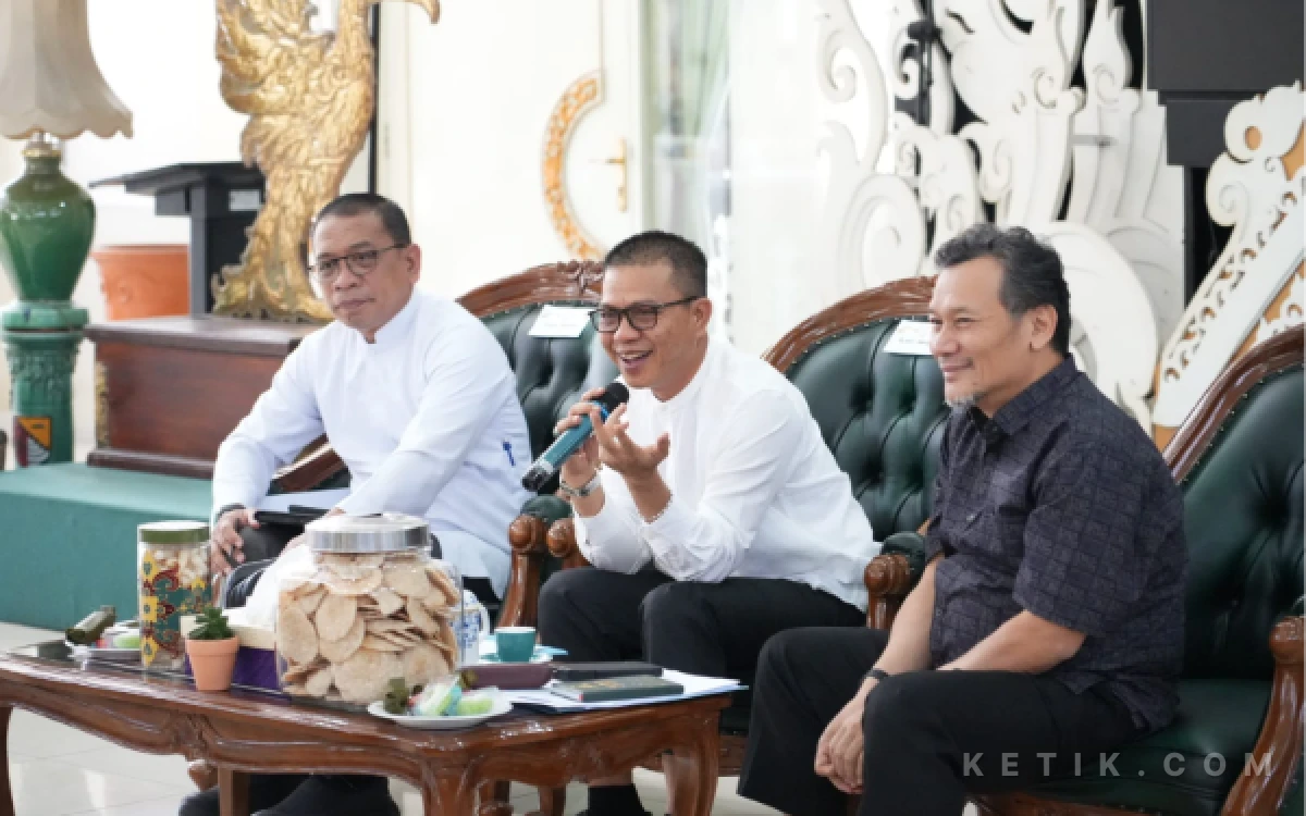 Thumbnail Berita - Pastikan Hak Buruh Terpenuhi, Bupati Bandung Perintahkan Disnaker Sidak Perusahaan