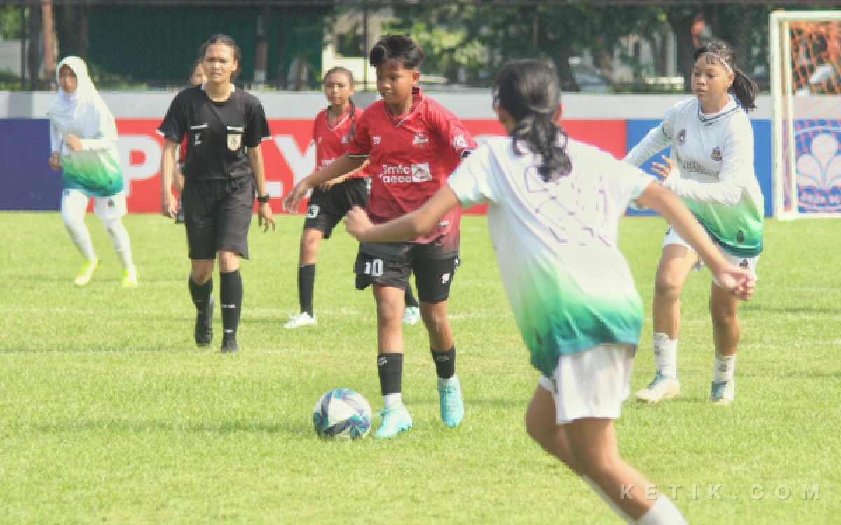 Thumbnail Berita - Srikandi Mojopahit Menang 4-0 Lawan Star Generation, Pelatih Sebut Kuncinya Disiplin Berlatih