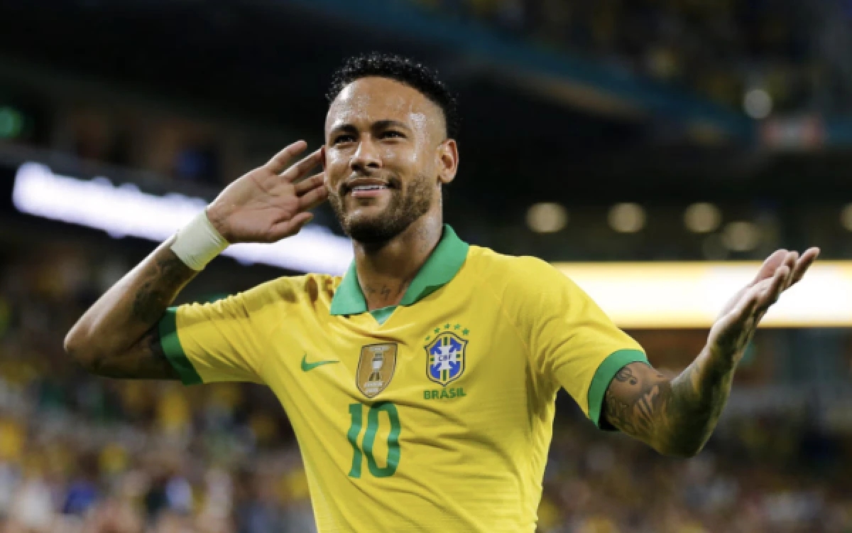 Thumbnail Berita - Ancelotti Beri Sinyal Ajak Neymar Gabung Timnas Brasil di Piala Dunia 2026