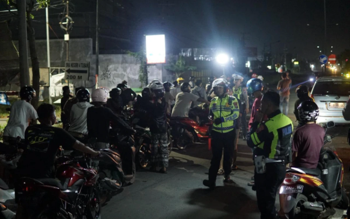 Thumbnail Berita - Balap Liar di Jalan Soekarno-Hatta, 71 Unit Motor Diamankan Satlantas Polres Tuban
