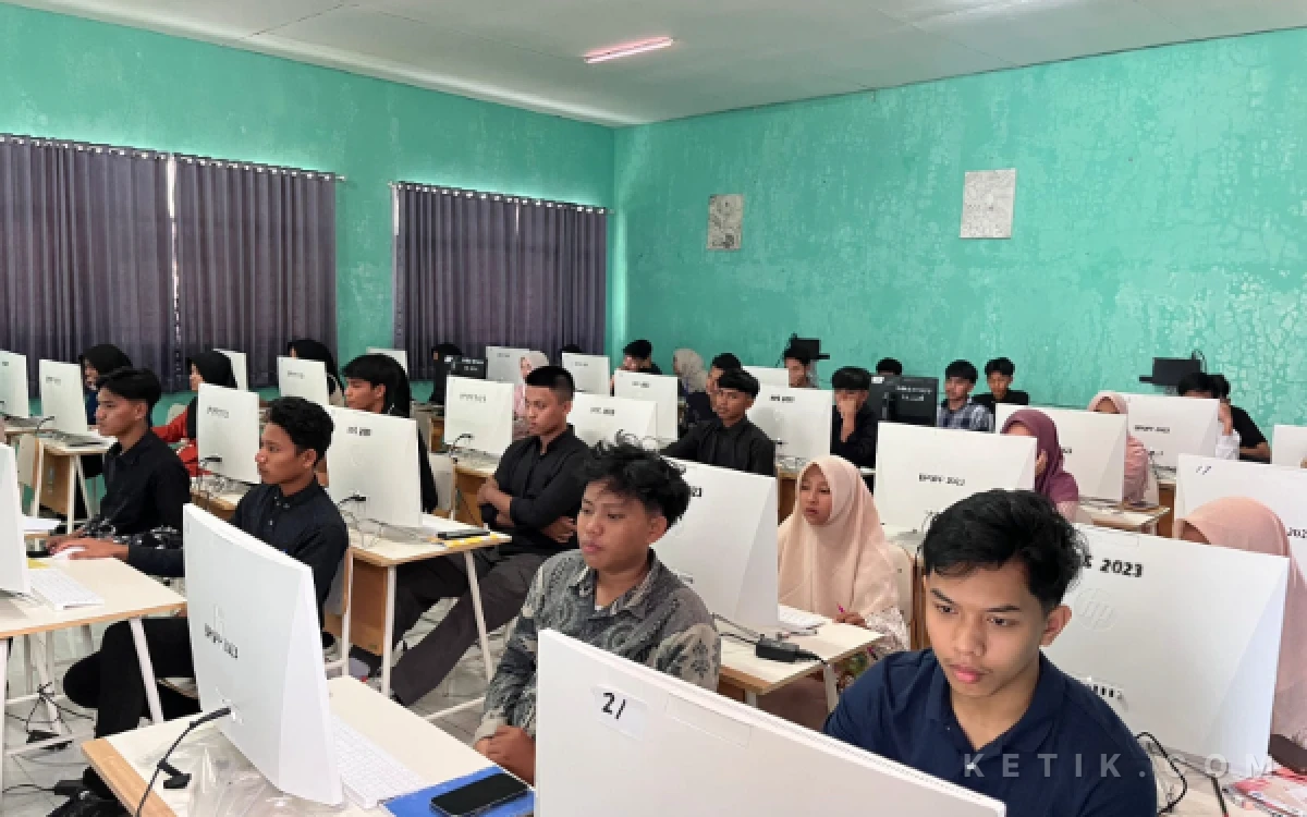 Thumbnail Berita - Rumah Pendidikan Gelar Try Out UTBK SNBT se-Madura di Sampang, Asah Mental dan Akademik Siswa