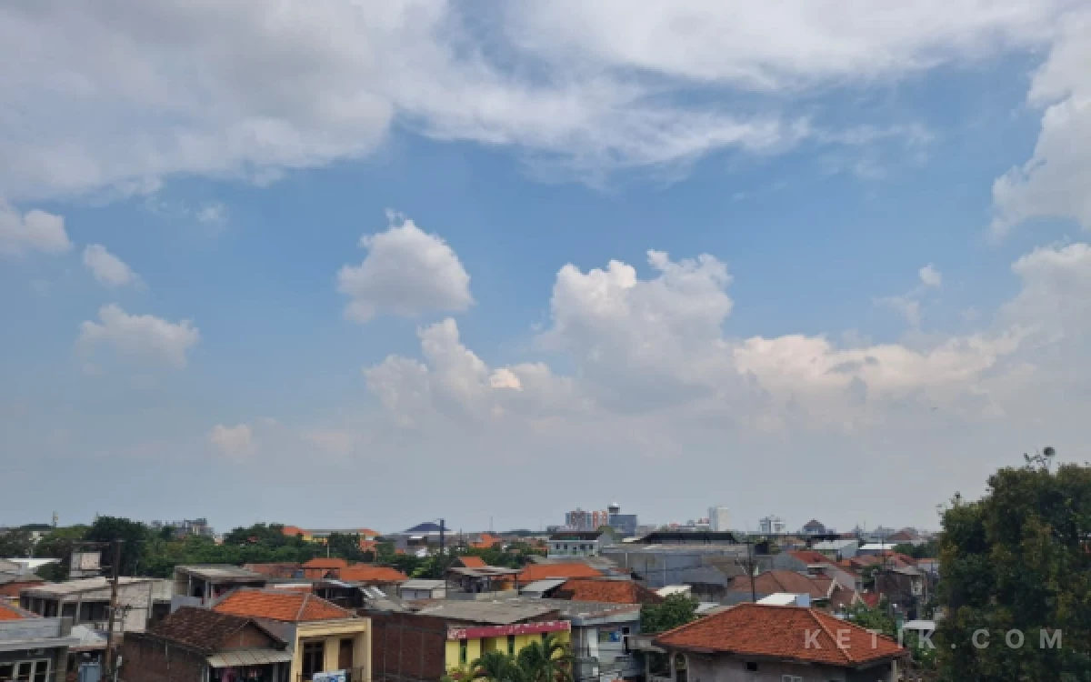 Thumbnail Berita - Kota Surabaya dan Malang Diprakirakan Cerah 14 April 2026, Cek Info Cuaca Jawa Timur