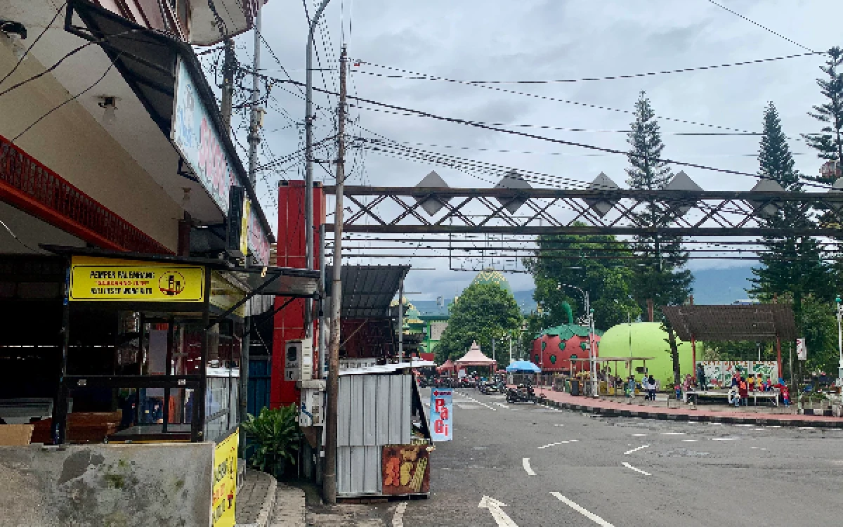 Thumbnail Berita - Penertiban Kabel Semrawut, Pemkot Batu Siapkan Regulasi Baru