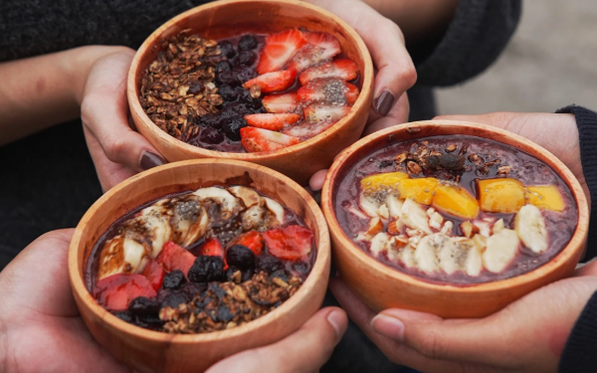 Thumbnail Berita - Oneflow Wellness Bar Warnai Industri Kafe Malang, Usung Konsep Nongkrong ala Healthy Lifestyle