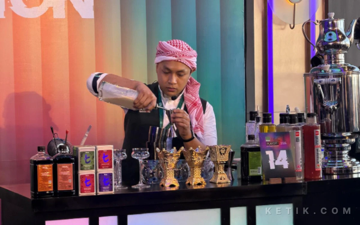 Thumbnail Berita - Eksplorasi Rasa, Teh Lokal Jadi Minuman Berkelas di Tangan Mixologist Andal