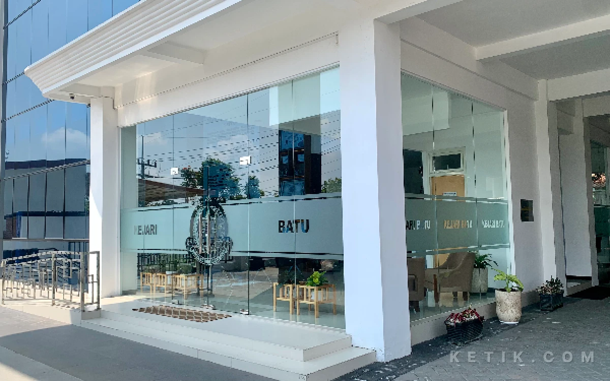 Thumbnail Berita - Siapa Terlibat? Kejari Batu Buru Aktor Utama Dugaan Jual Beli Kios Pasar Among Tani