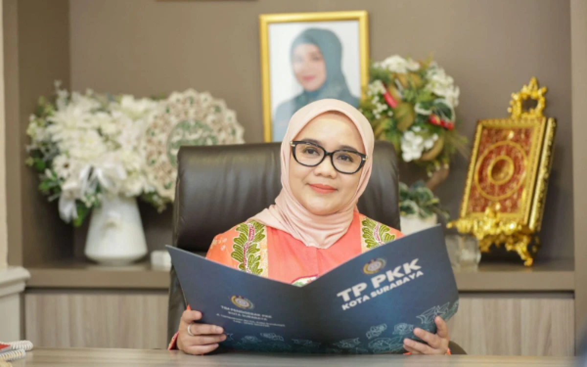 Thumbnail Berita - Ketua PKK Surabaya Rini Indriyani Dukung Penonaktifan NIK bagi Suami yang Abai Nafkahi Istri