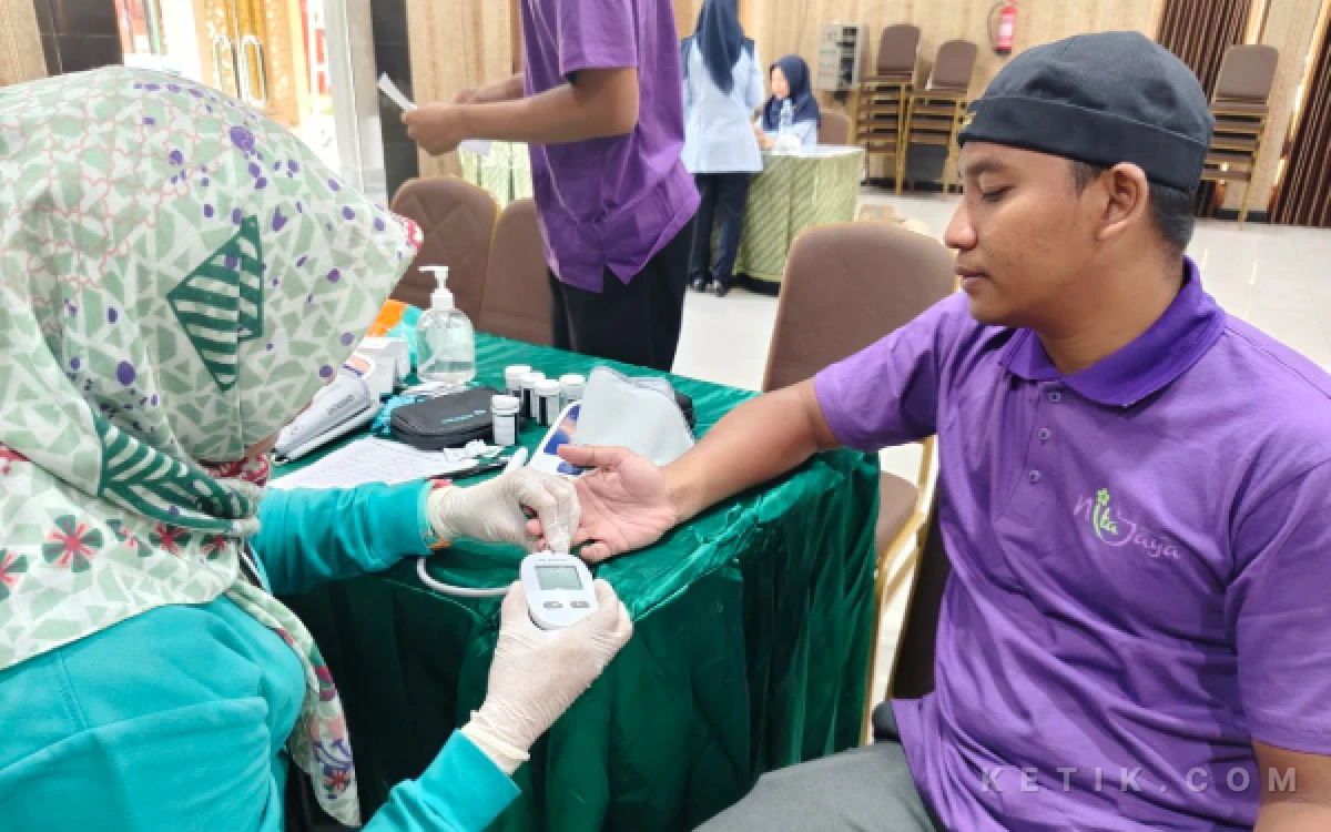 BBKK Surabaya Gelar Rectal Swab kepada Petugas Katering, Cegah Penyakit Menular