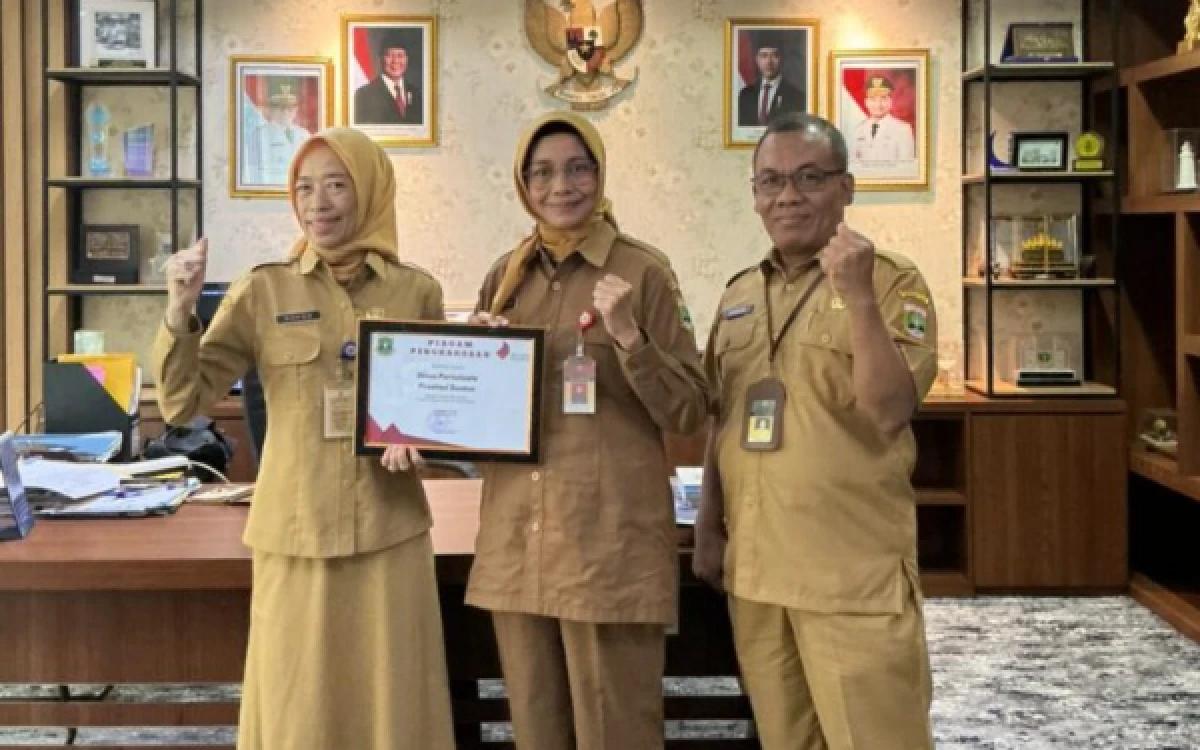 Thumbnail Berita - Dinas Pariwisata Banten Sabet Penghargaan Produsen Data Terbaik dalam Forum Satu Data Indonesia