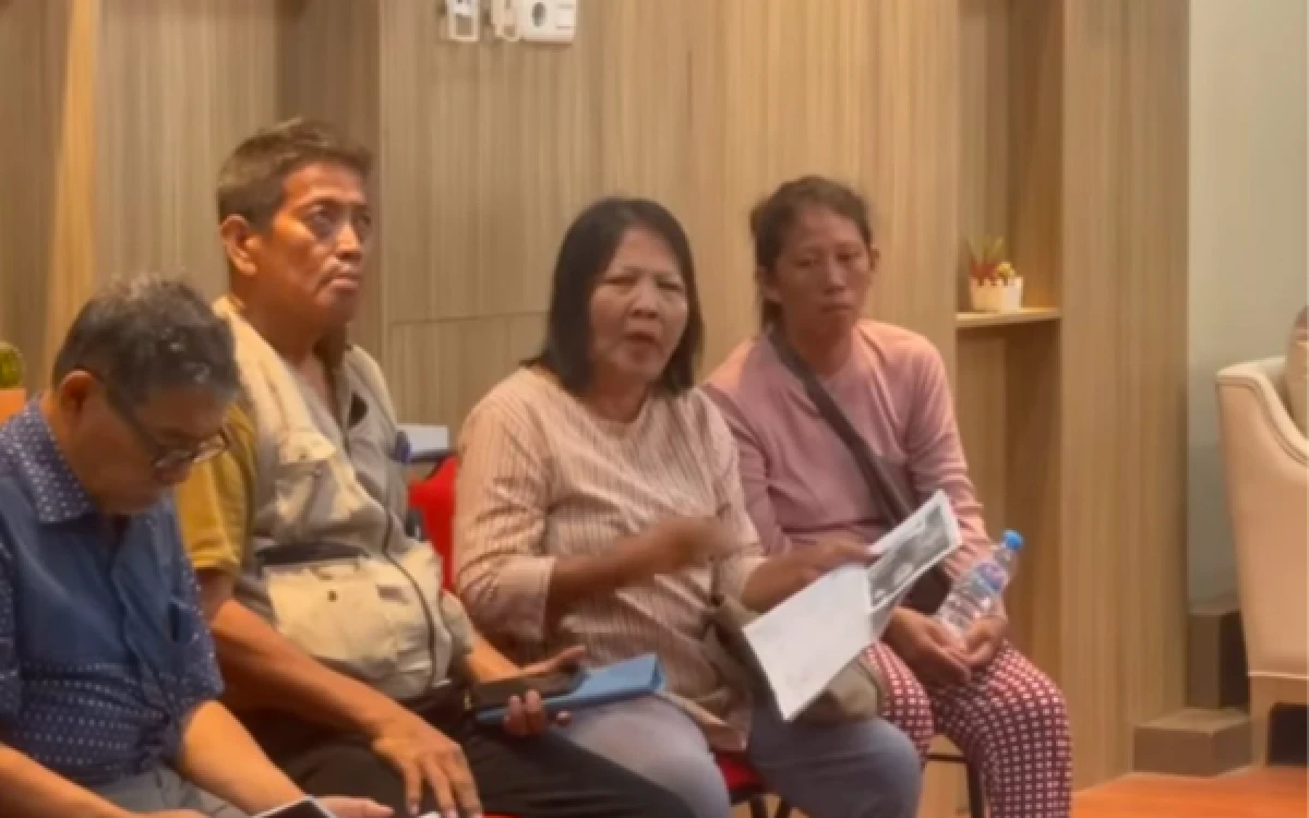 Thumbnail Berita - Eks Camat di Surabaya Diduga Tipu Warga Rp25 Juta, Wawali Armuji Desak Segera Diselesaikan