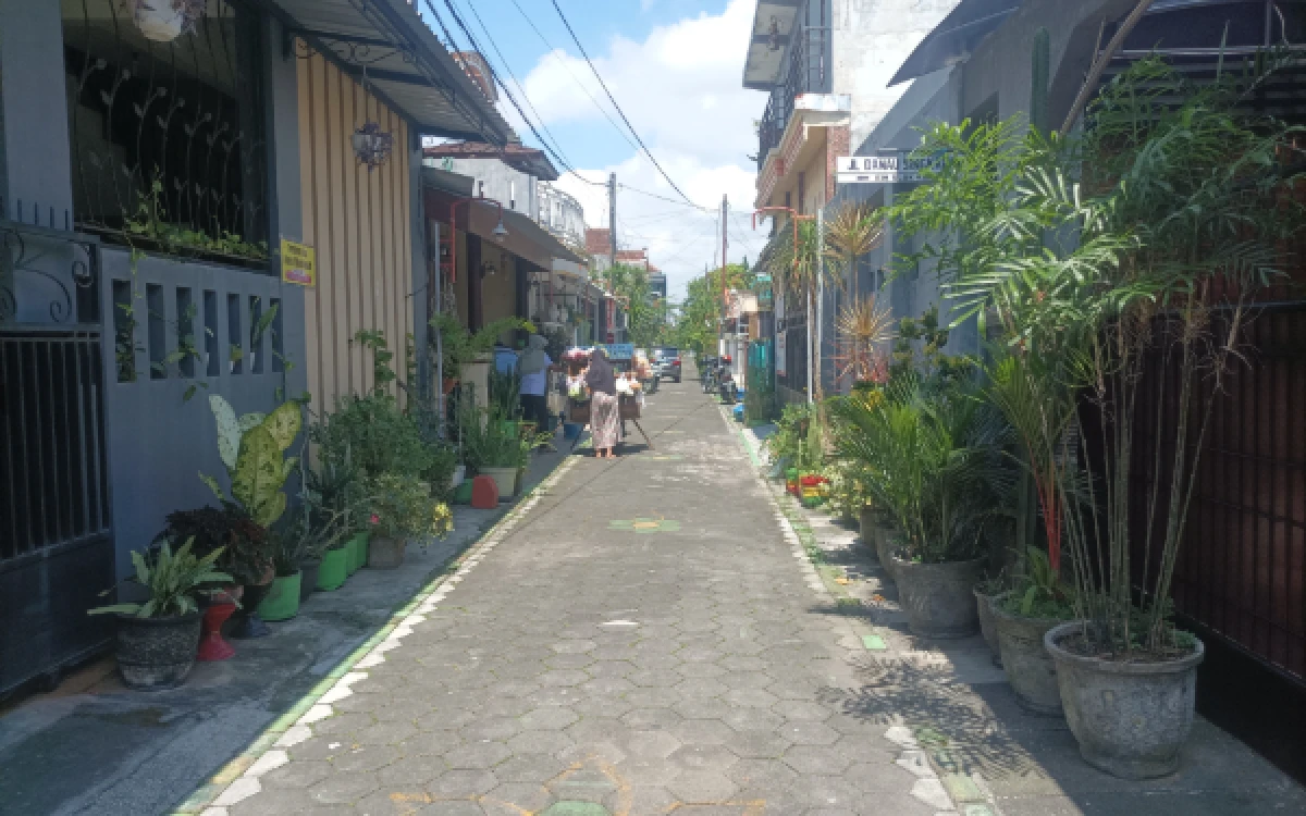Foto Jalan Danau Singkarak III RT 5 RW 7 Kelurahan Lesanpuro Kecamatan Kedungkandang Kota Malang yang menjadi lokasi kejadian kematian massal kucing (Foto : Kukuh / Ketik.com).