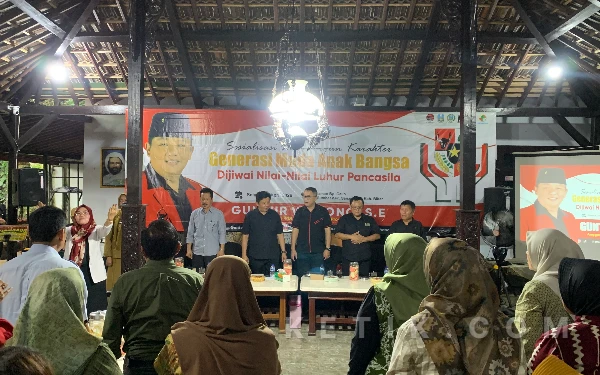 Thumbnail Berita - Guntur Wahono Tekankan Penguatan Ideologi Pancasila dan Koperasi Desa dalam Sosialisasi di Blitar