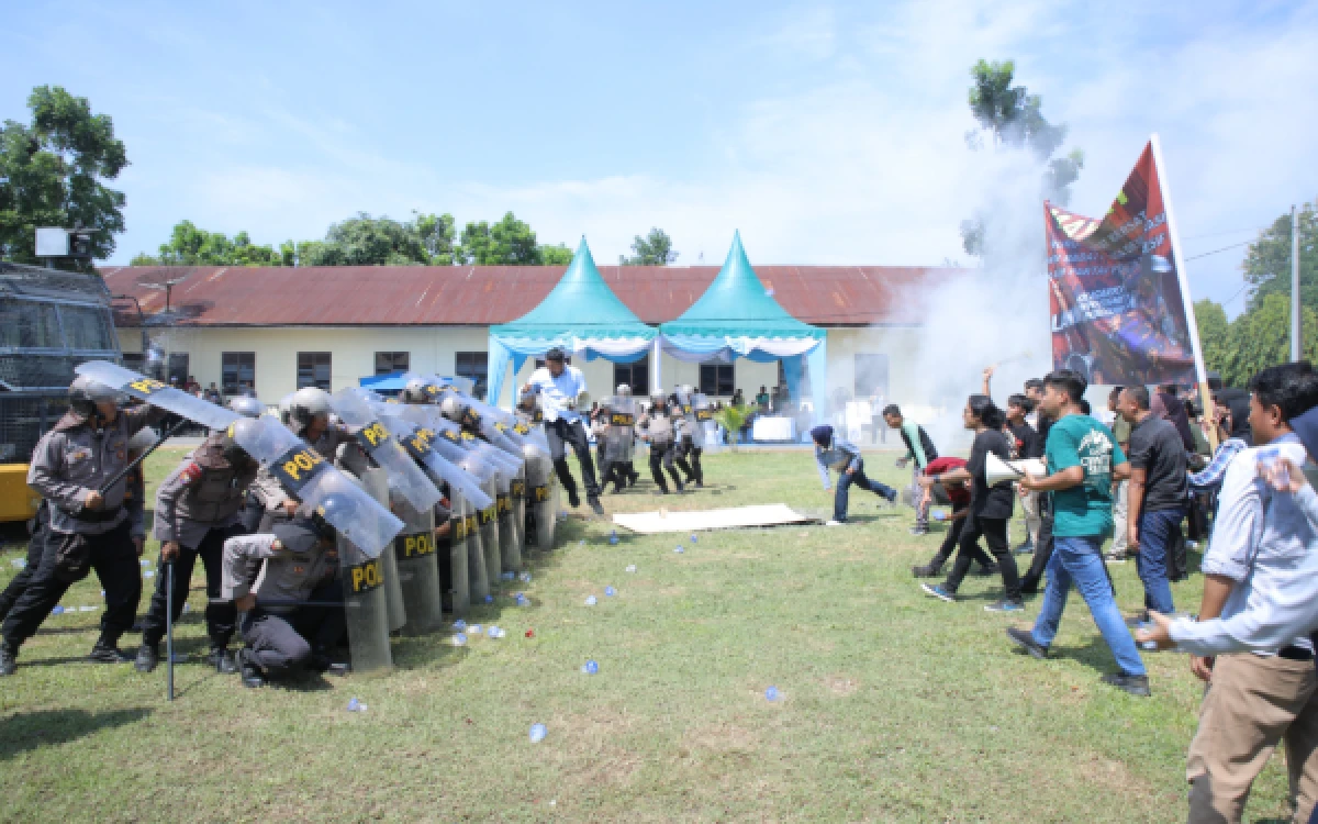 Thumbnail Berita - Berhasil Gagalkan Penyelundupan 5 Kg Sabu Jaringan Internasional, Polres Asahan Dapat Apresiasi Bupati