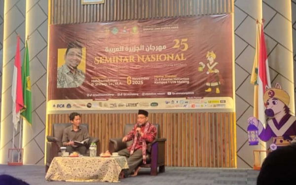Habiburrahman El Shirazy Bicara Kejujuran dan Karya di Festival Jazirah Arab