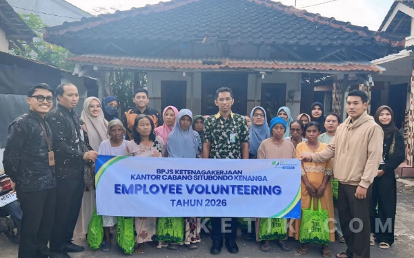 Thumbnail Berita - BPJS Ketenagakerjaan Situbondo Salurkan Sembako untuk Warga Kurang Mampu saat Ramadan