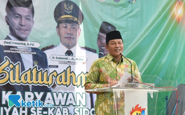Thumbnail Berita - Bupati Sidoarjo Subandi Tegaskan Perizinan Lembaga Pendidikan dan Layanan Kesehatan Harus Dimudahkan