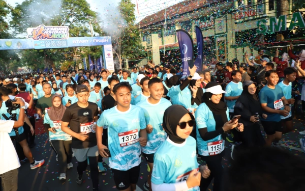 Thumbnail Berita - Event Lari Jombang Adhyaksa Playon 2025 Berlangsung Meriah Minggu Pagi
