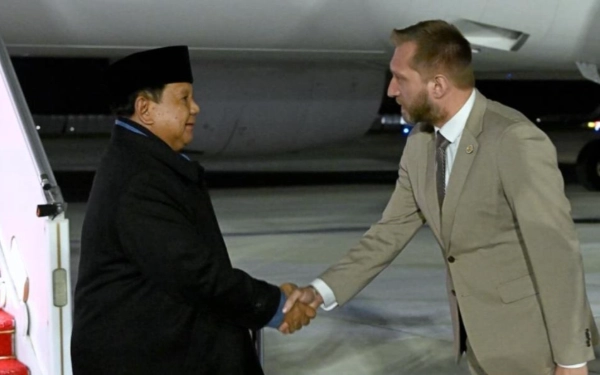 Thumbnail Berita - Usai Bertemu Putin di Rusia, Presiden Prabowo Lanjutkan Diplomasi Strategis ke Prancis