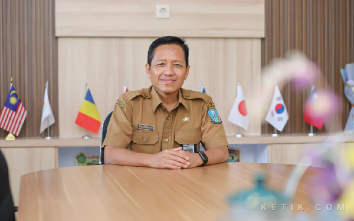 Thumbnail Berita - Kacab Dindik Pacitan Tegaskan Tak Ada Alasan Sekolah Menahan Ijazah Siswa