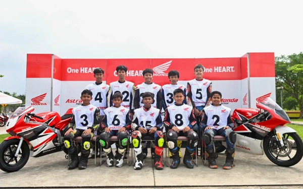 Thumbnail Berita - 10 Rider Muda Terpilih Masuk Astra Honda Racing School 2026, Digembleng Jadi Pembalap Top Dunia!