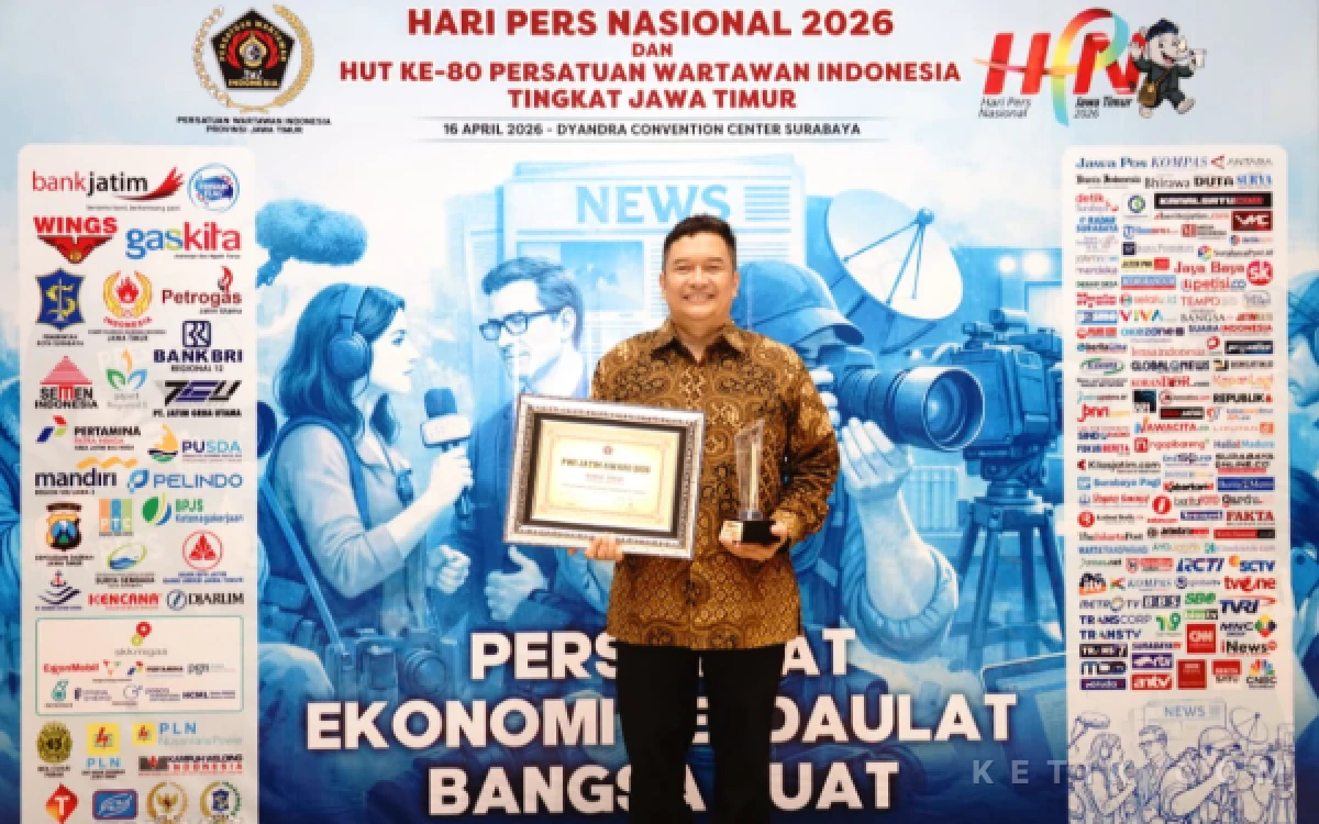 Thumbnail Berita - Bikin Bangga! Sekda Kabupaten Malang Budiar Sabet Penghargaan Bergengsi PWI, Diakui hingga Tingkat Nasional