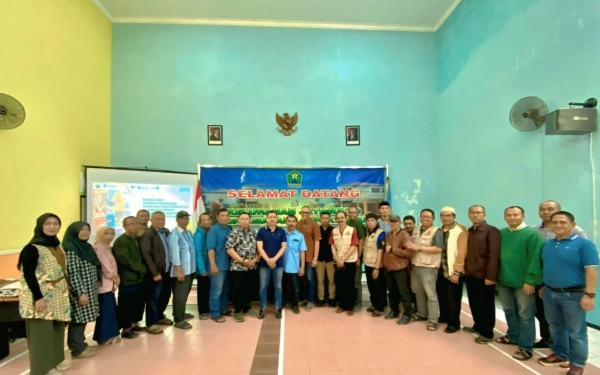 Thumbnail Berita - Pipa Bocor di Soehat Kota Malang, Warga Puji Respon Cepat Tugu Tirta