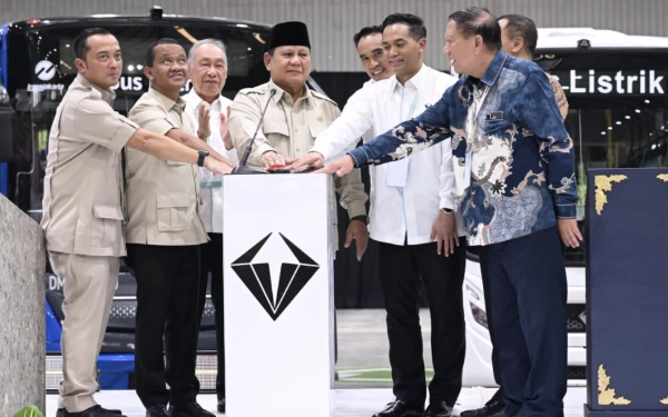 Thumbnail Berita - Pabrik Kendaraan Listrik PT VKTR di Magelang Diresmikan Prabowo Milik Siapa? Ini Profilnya