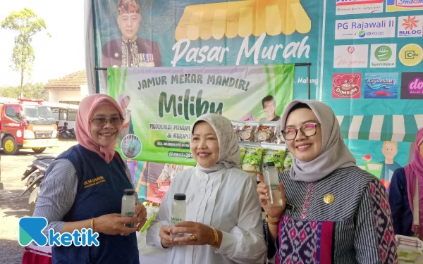 Thumbnail Berita - Sembako Murah dan IKM Lokal Jadi Magnet Pasar Murah Disperindag Kabupaten Malang di Pujon