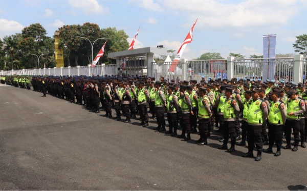 Thumbnail Berita - 600 Personel Amankan Laga Arema FC vs Dewa United, Tiket Baru Terjual 182 Lembar