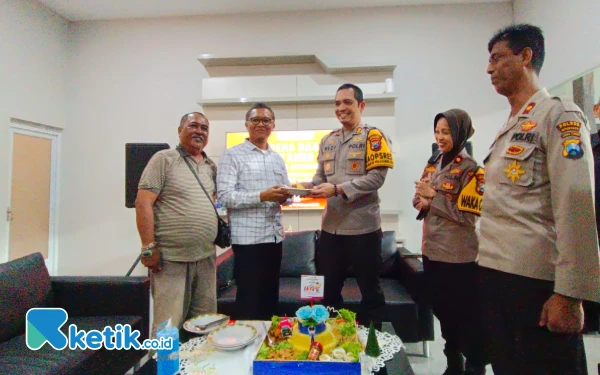 Thumbnail Rayakan HPN, Polres Situbondo Perkuat Kemitraan dengan Wartawan