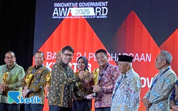 Thumbnail Berita - Raih Innovative Government Award Beruntun, Bupati Subandi Apresiasi Kinerja Perangkat Daerah Pemkab Sidoarjo