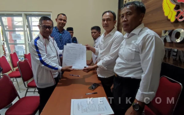 Thumbnail Berita - Jadi yang Pertama, Ketua DPRD Darmadi Resmi Daftar Calon Ketum KONI Kabupaten Malang
