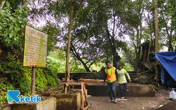 Thumbnail Berita - Menelusuri Punden Mojorejo dan Prasasti Sangguran, Jejak Industri Senjata Kuno di Kota Batu