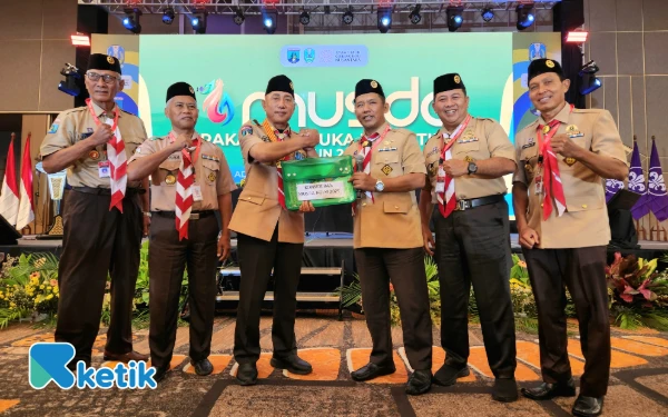 Thumbnail Berita - AKLAMASI! Kak Arum Sabil Kembali Nakhodai Pramuka Jatim 2025-2030