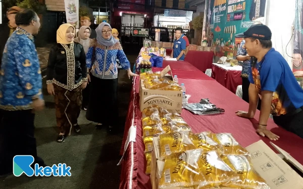 Thumbnail Berita - Hari Jadi ke-1265 Kabupaten Malang, Disperindag Gelar Pasar Murah di Dekranasda Fest 2025
