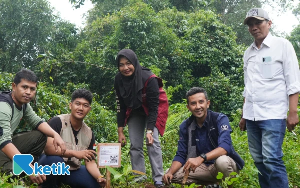 Thumbnail Berita - Binaya Foundation Ajak Gen-Z Malang Tanam Pohon Langka Serentak se-Indonesia
