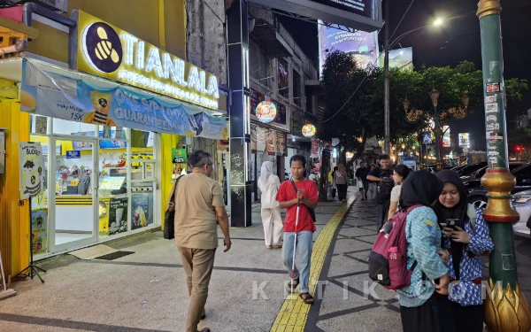 Thumbnail Berita - 3 Wisata Malam di Kota Malang yang Tetap Buka dan Ramai Dikunjungi Selama Ramadan