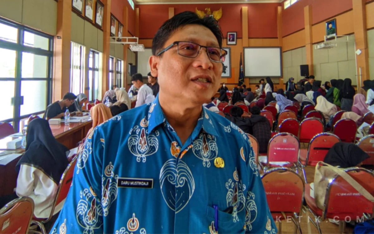 Thumbnail Berita - Dinkes: Hasil Lab Keracunan MBG Siswa Tegalombo Pacitan Ditunggu 4–5 Hari