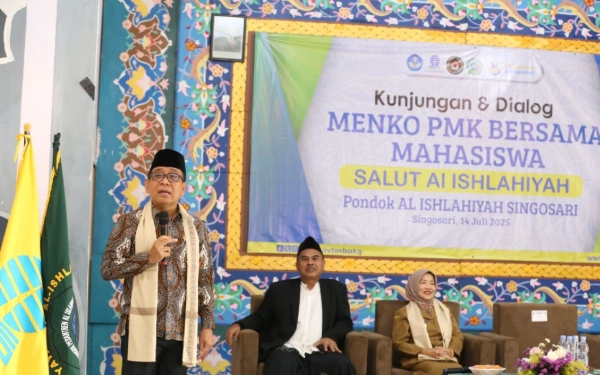 Thumbnail Berita - Kunjungi Ponpes Al Ishlahiyah di Malang, Menko PMK: Bahasa dan Digital Penting Dipelajari
