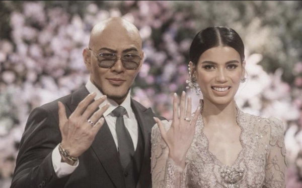 Thumbnail Berita - Deddy Corbuzier Digugat Cerai Sang Istri