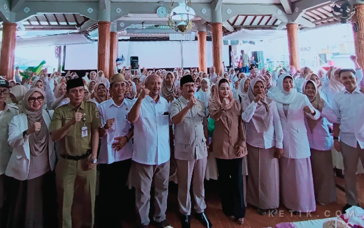 Thumbnail Berita - Kunjungan Ketum PP PIRA, Novita Wijayanti Dorong Kemandirian Perempuan di Cilacap