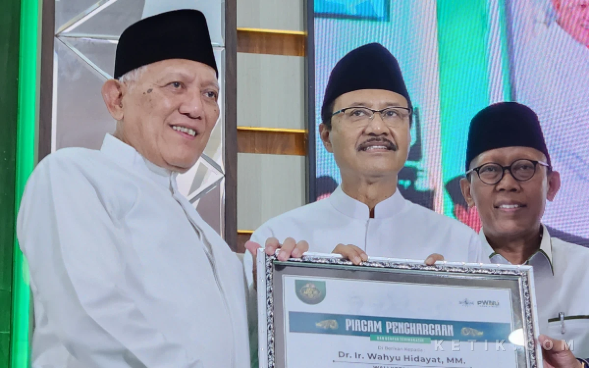 Thumbnail Berita - Muktamar ke-35 Nahdlatul Ulama,  PWNU Jatim Tugaskan Gus Kikin Maju Calon Ketua Umum