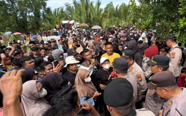 Thumbnail Berita - Kerusuhan di Polsek Panipahan imbas Kemarahan Warga Terkait Narkoba, Polda Riau Lakukan Evaluasi Besar