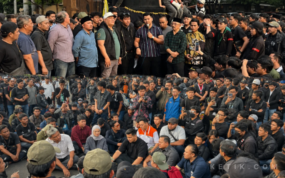 Thumbnail Berita - Tak Konsisten! Pimpinan DPRD Kota Malang Rimzah Sempat Nyatakan MBG Dihentikan, Kini Malah Mendukung